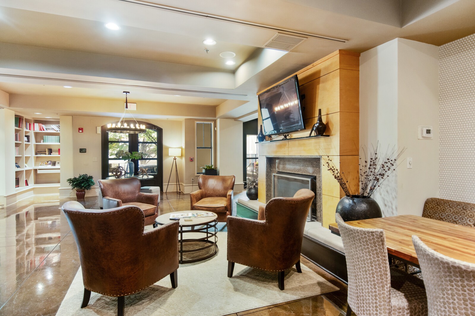 1803 Broadway Unit: 503