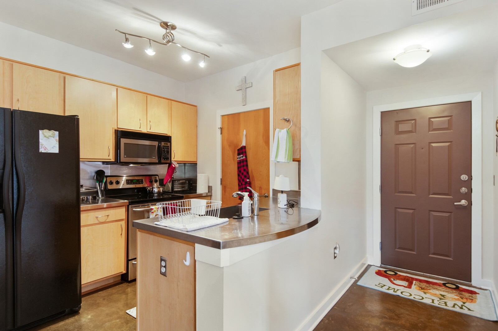 1803 Broadway Unit: 503