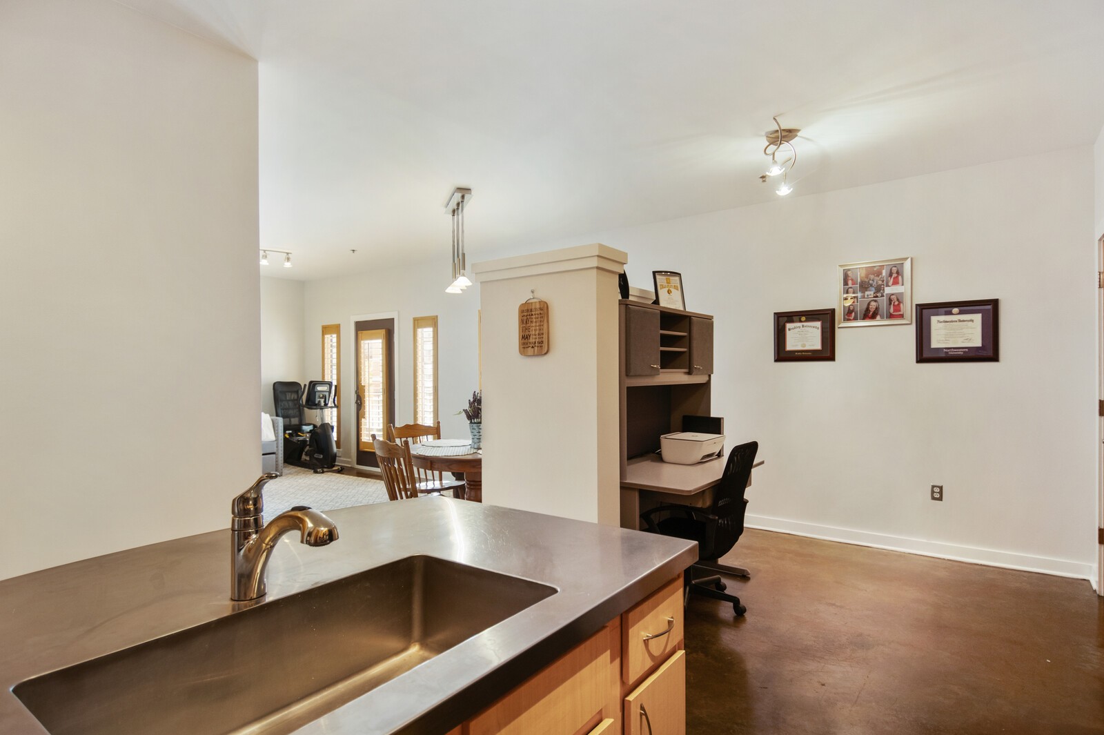 1803 Broadway Unit: 503