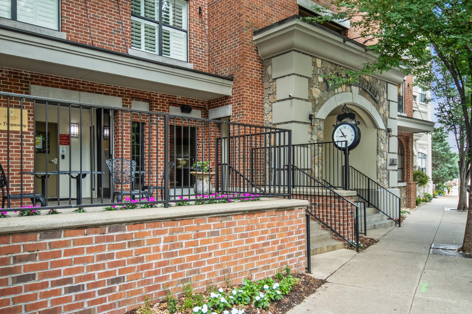 1803 Broadway Unit: 503