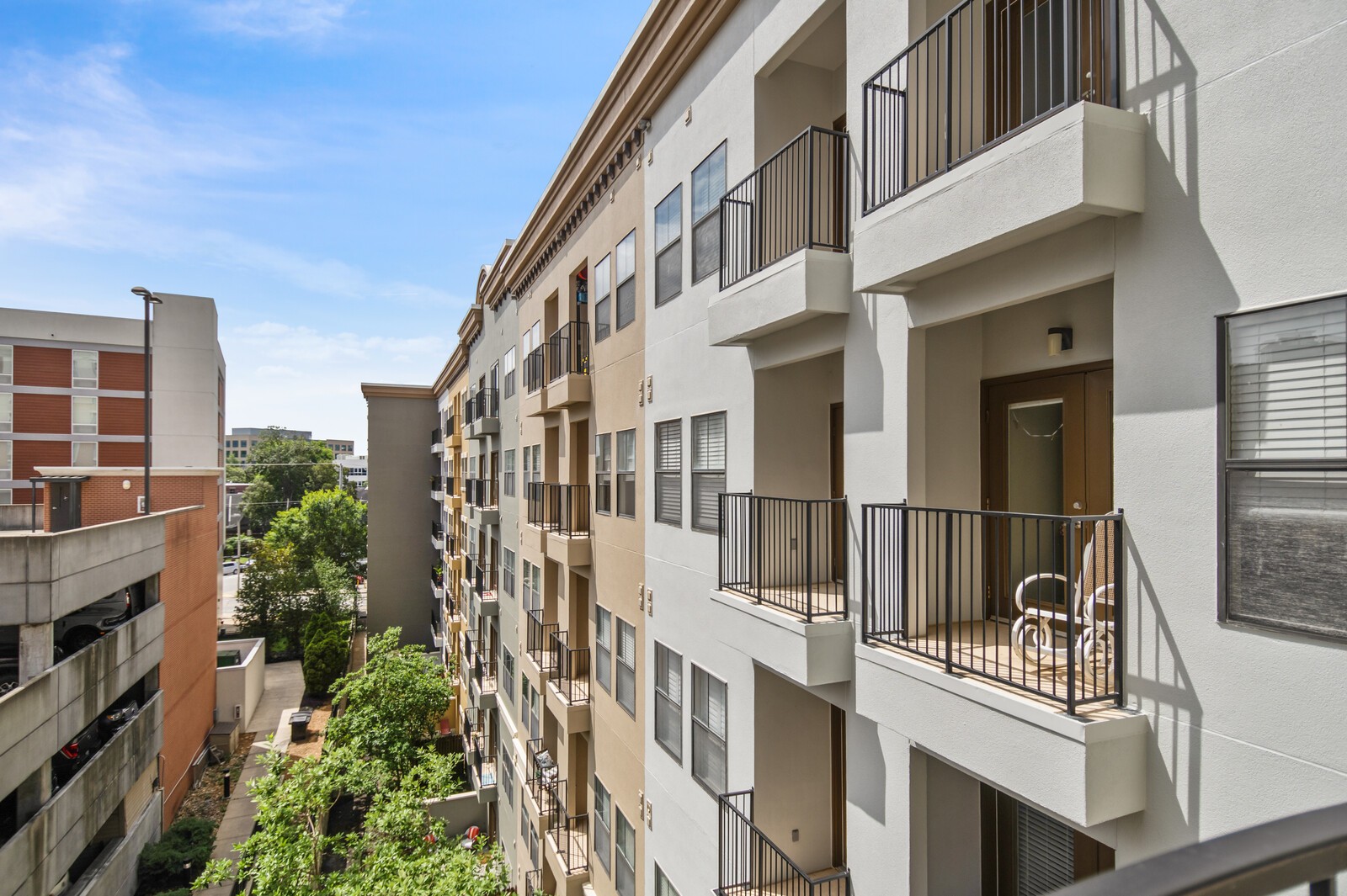 1803 Broadway Unit: 503