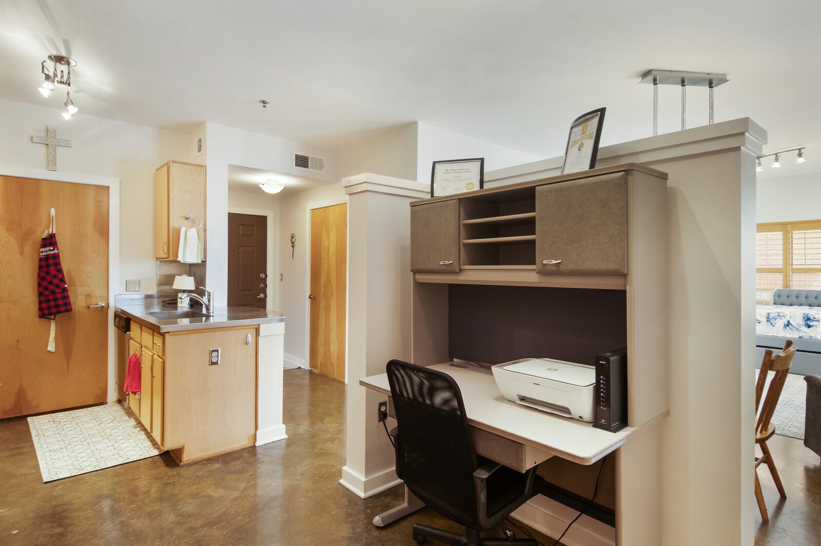1803 Broadway Unit: 503