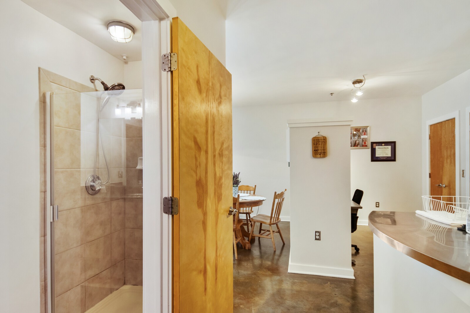 1803 Broadway Unit: 503