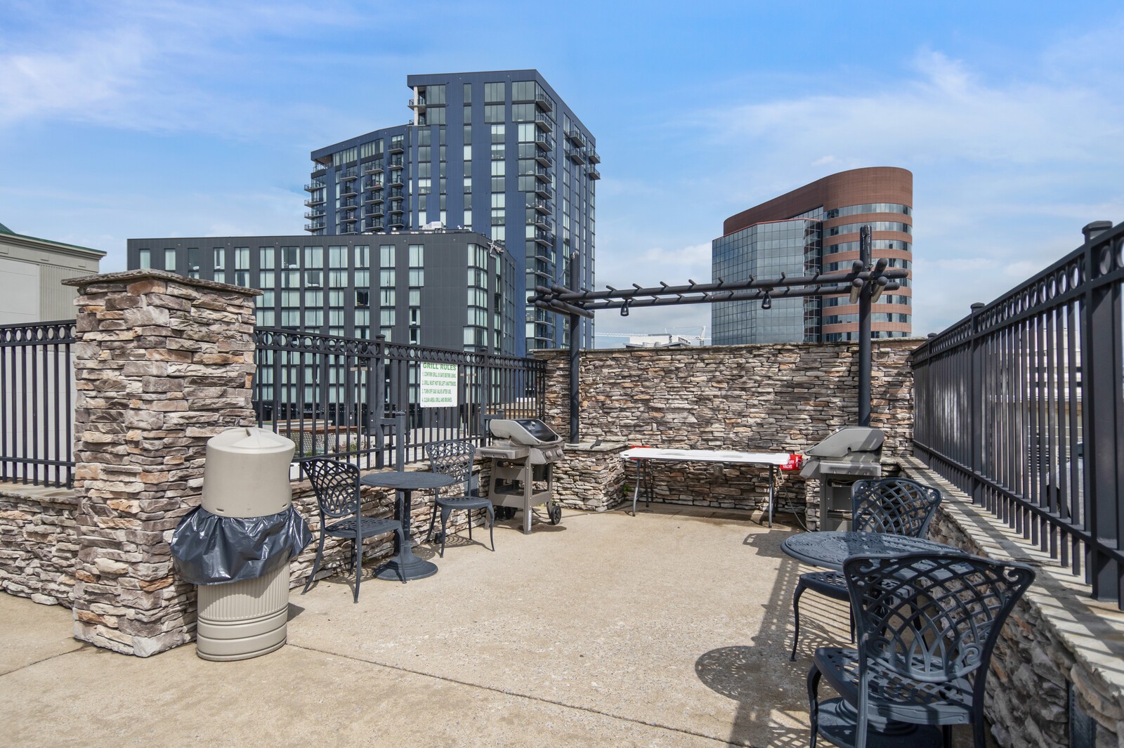 1803 Broadway Unit: 503
