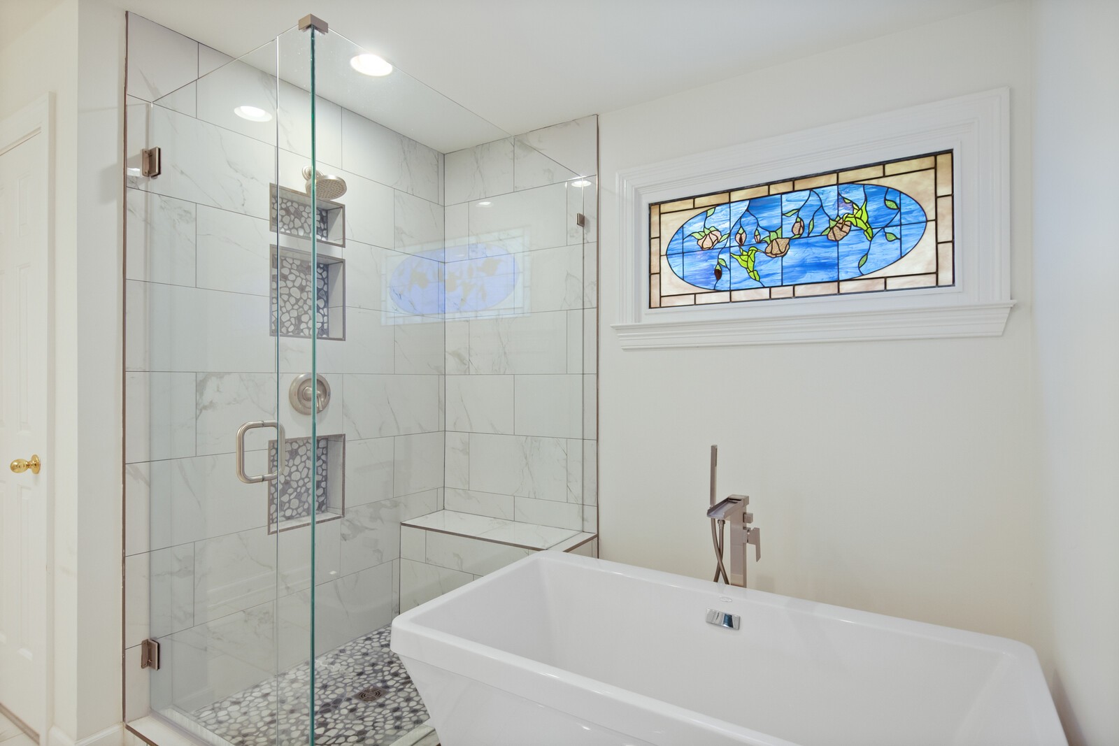 8468 Indian Hills Dr