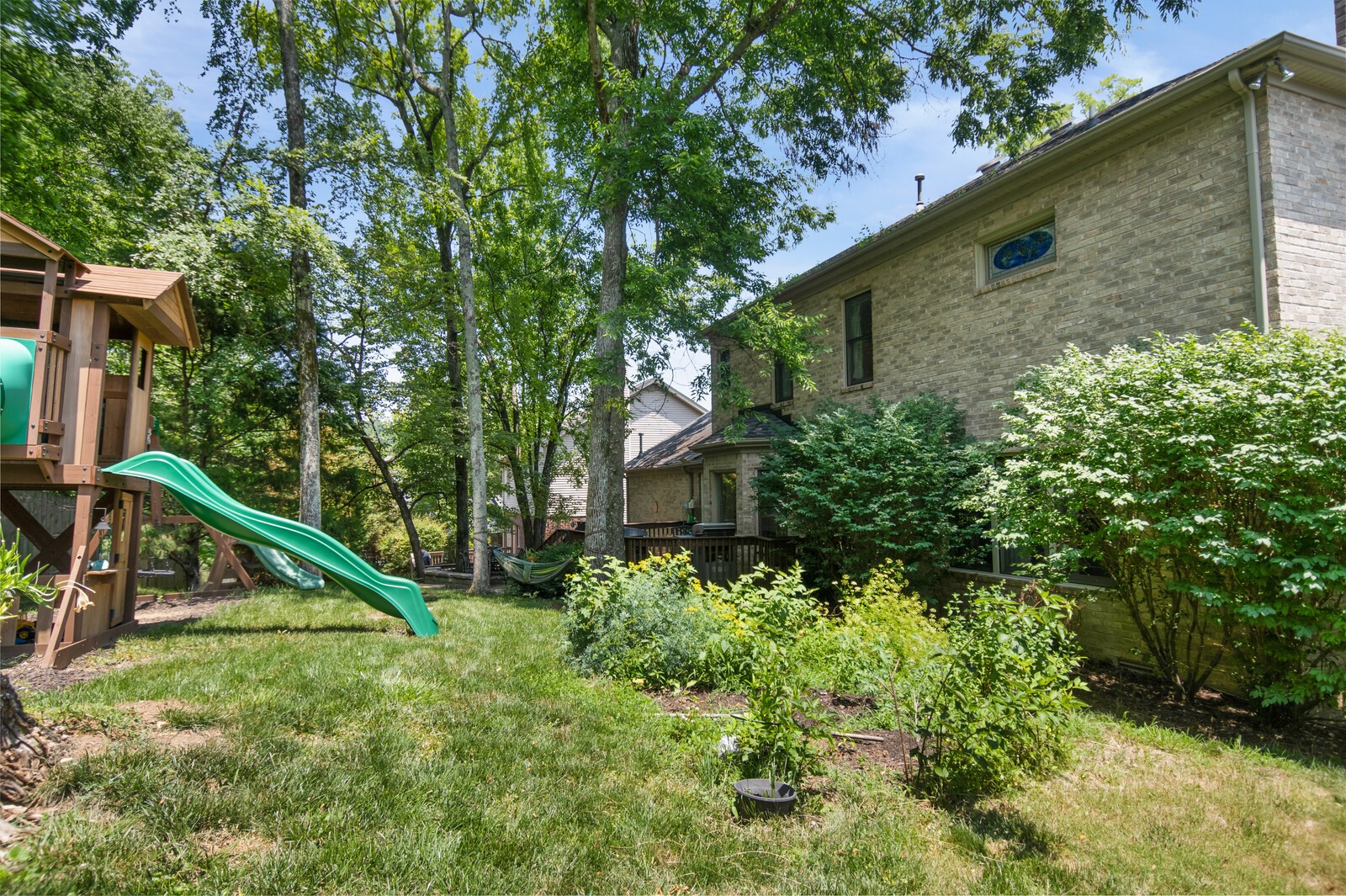 8468 Indian Hills Dr