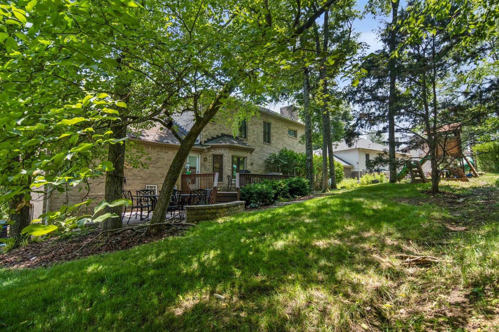8468 Indian Hills Dr