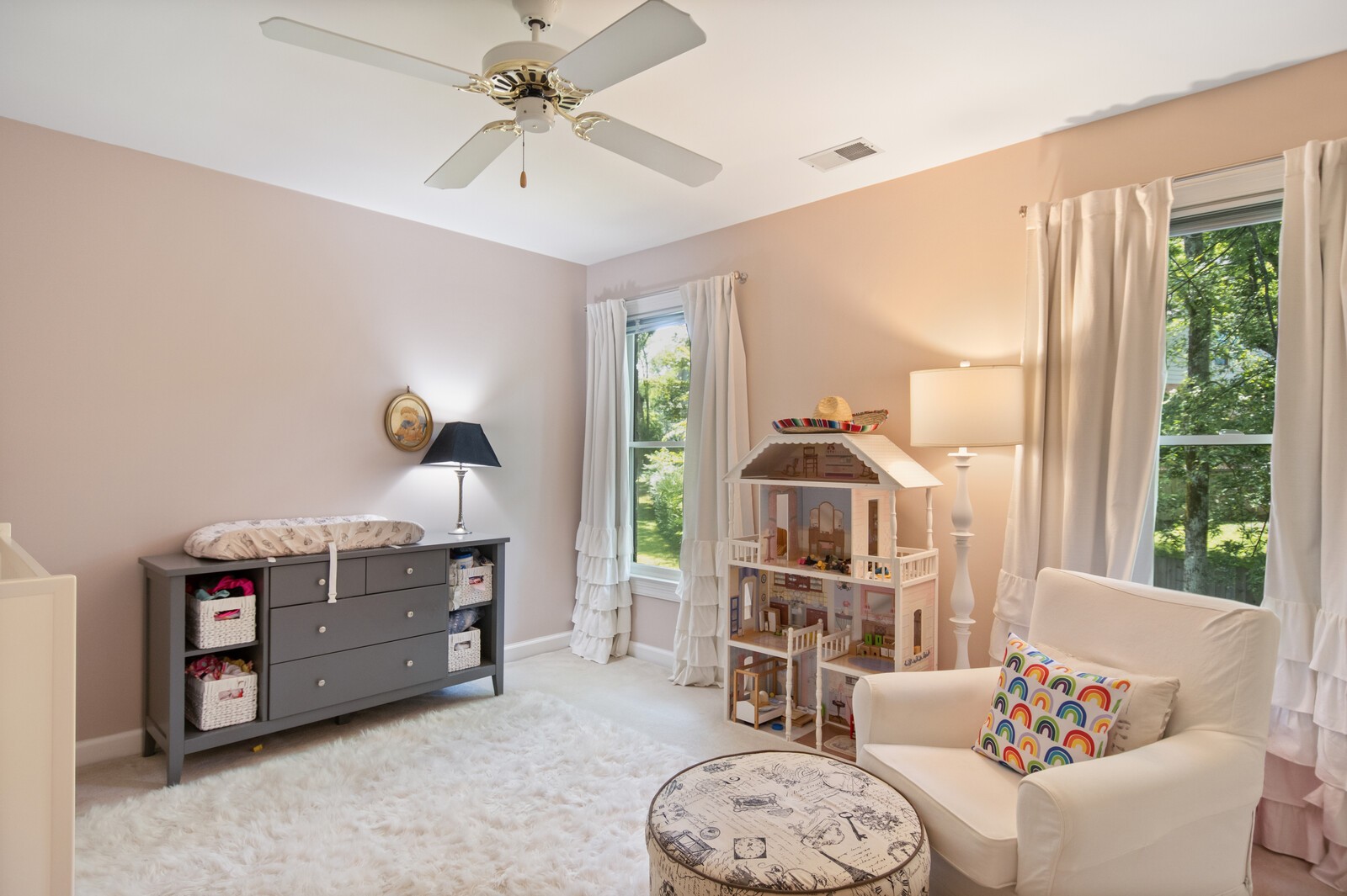 8468 Indian Hills Dr