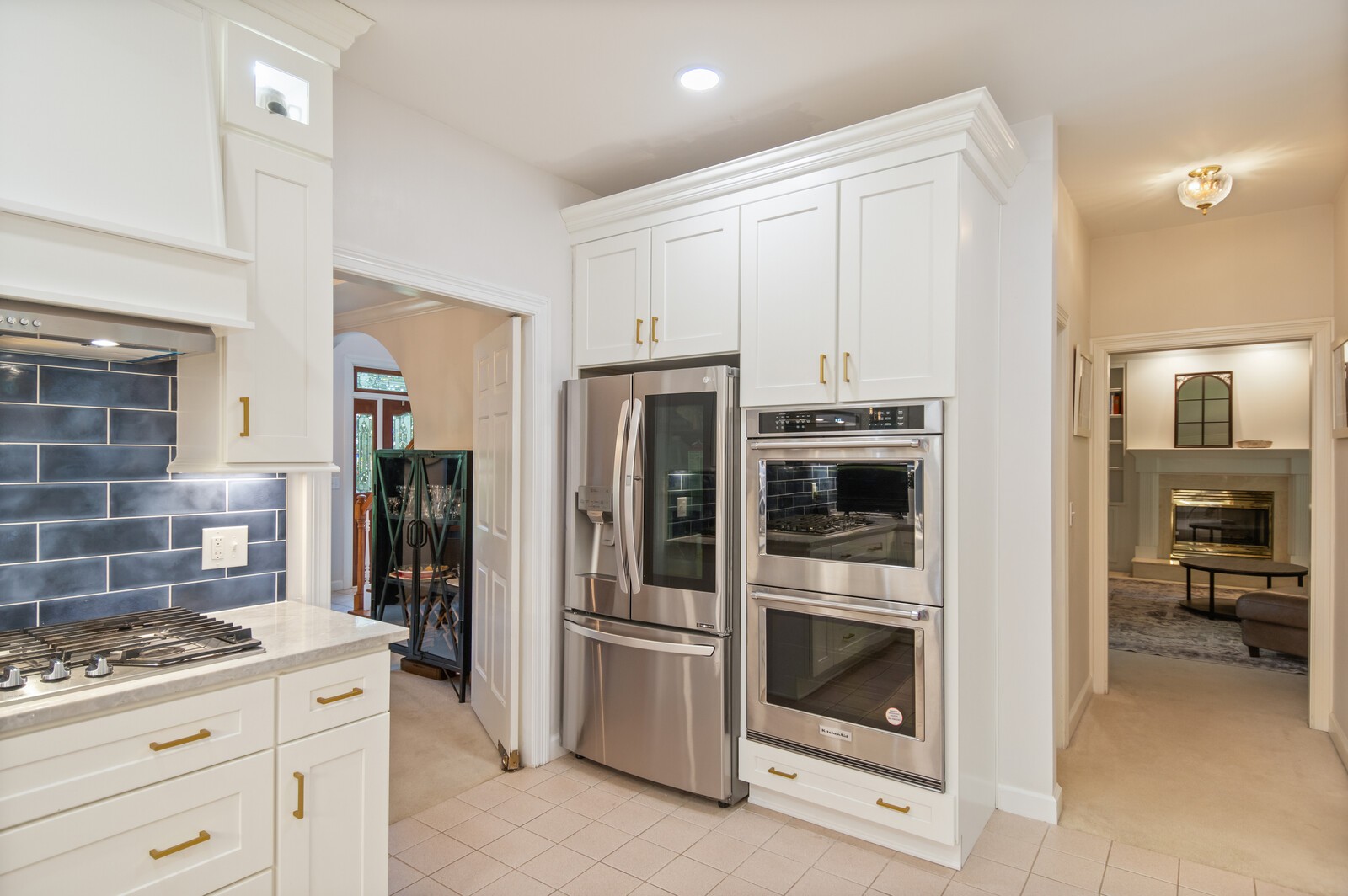 8468 Indian Hills Dr