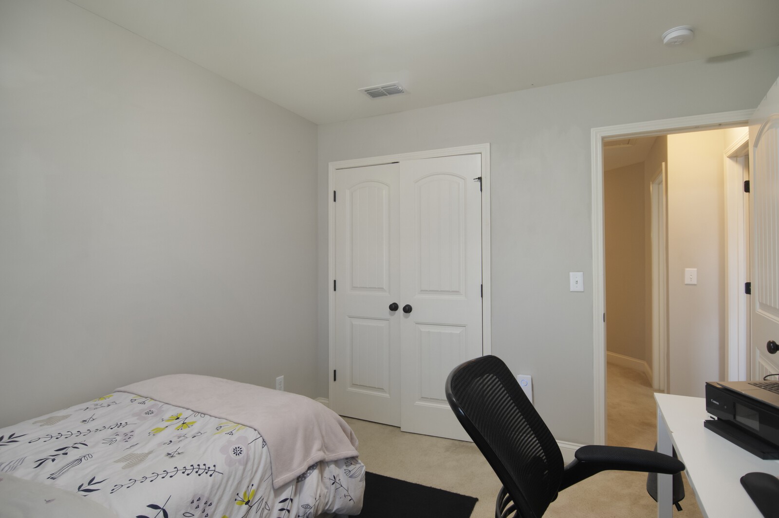 146 Ambassador Private Cir