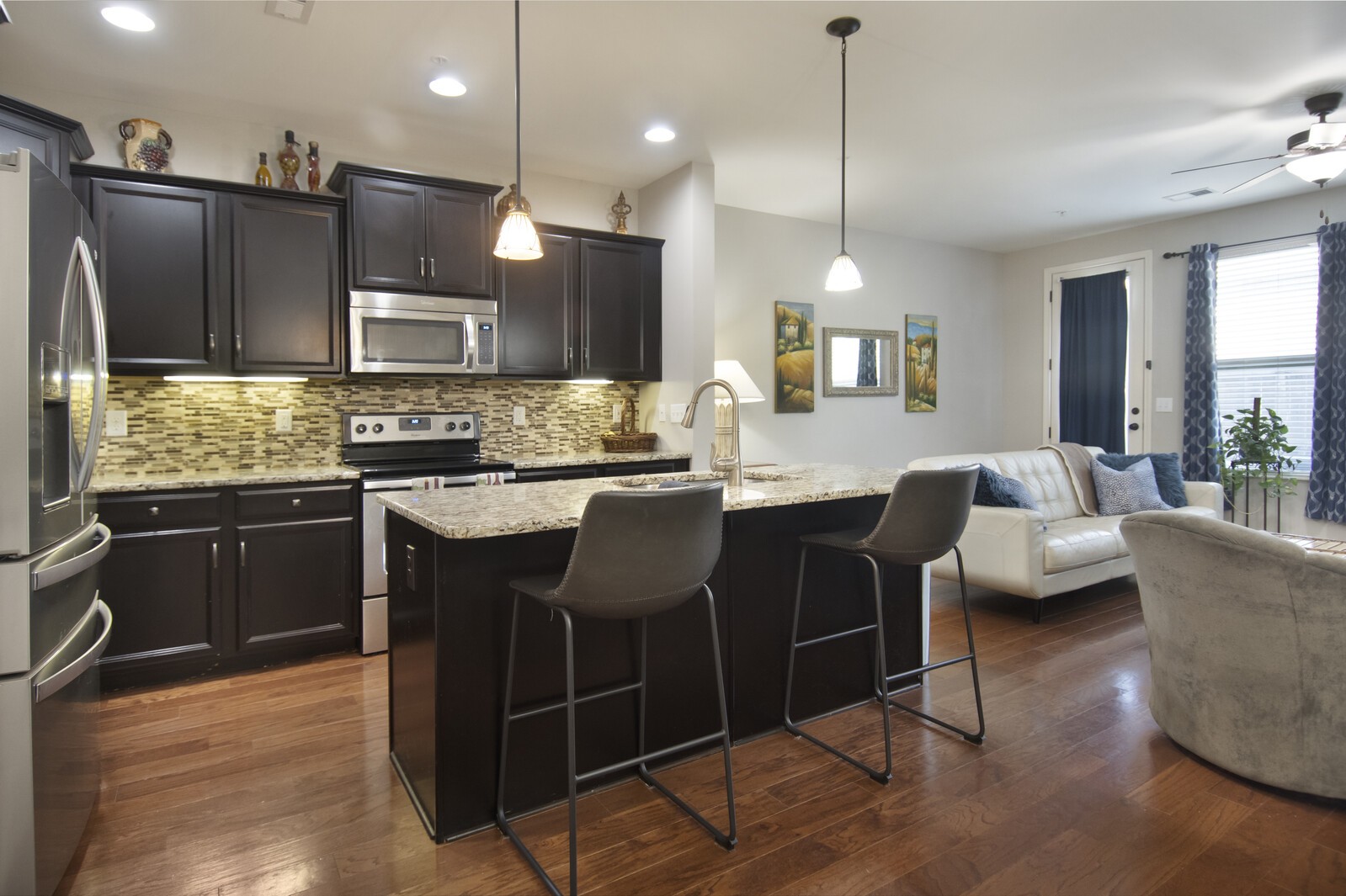 146 Ambassador Private Cir