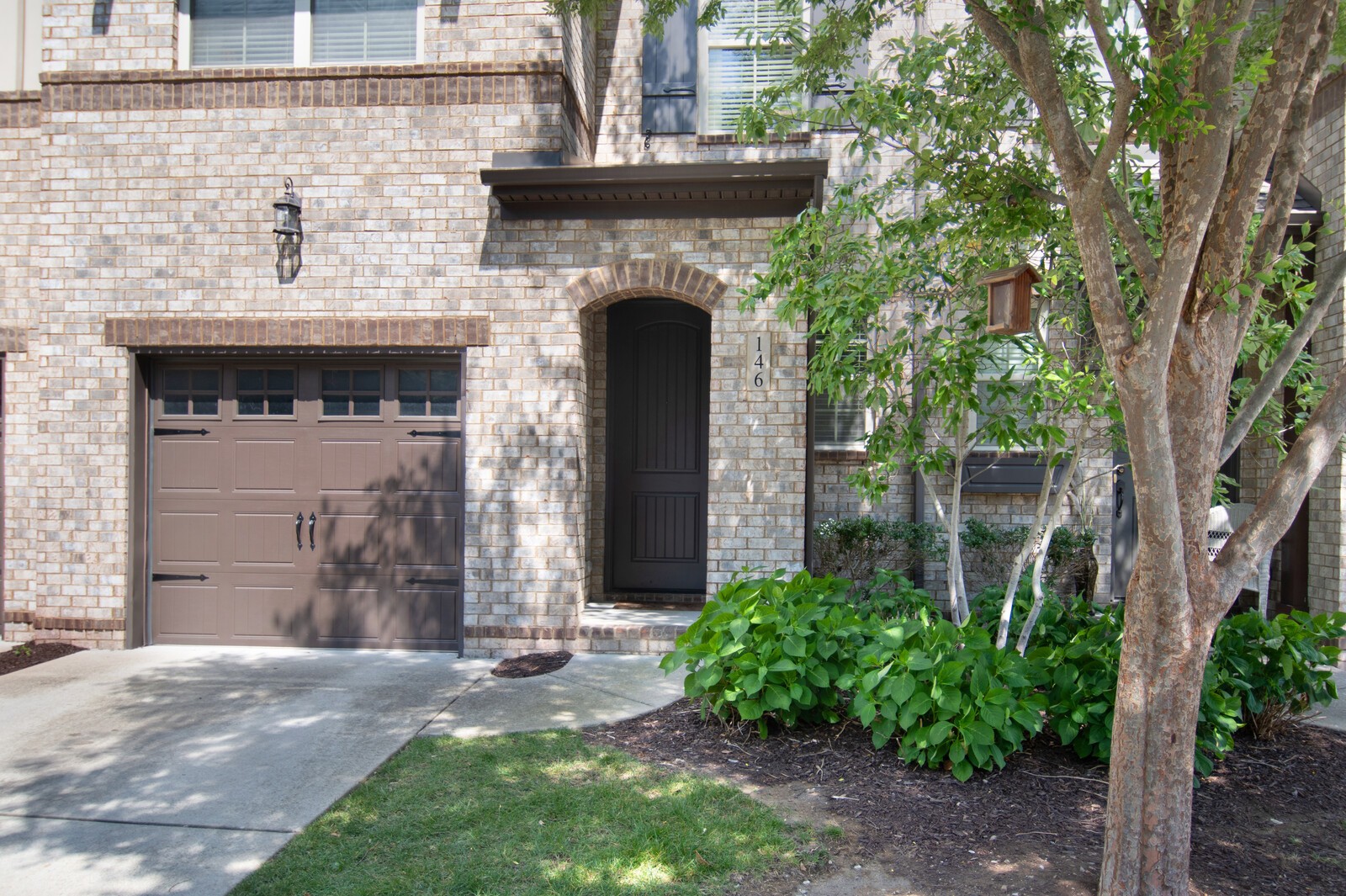 146 Ambassador Private Cir