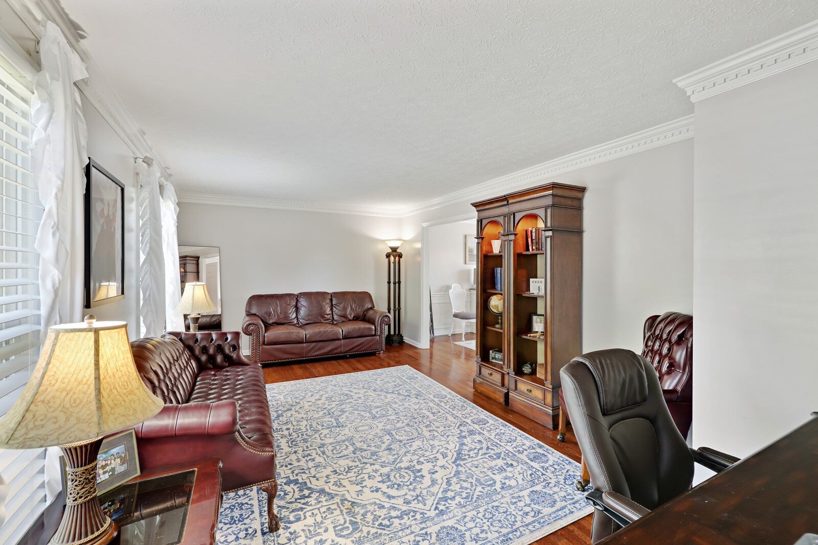 102 Monitor Ln