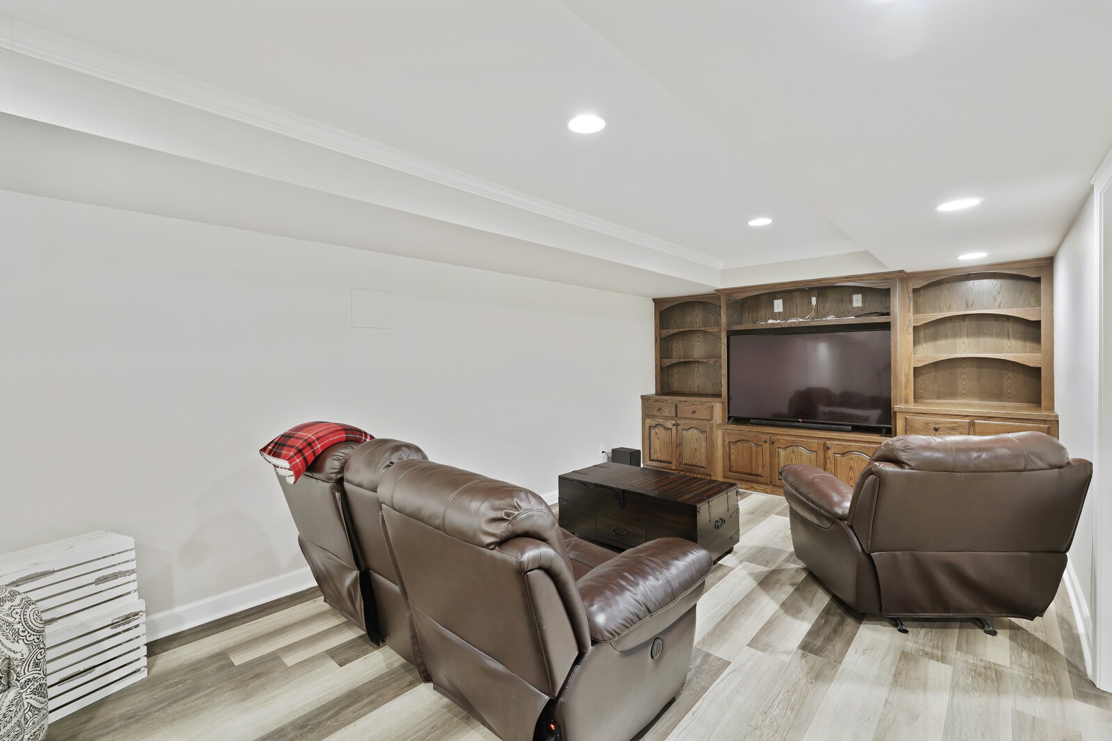 102 Monitor Ln