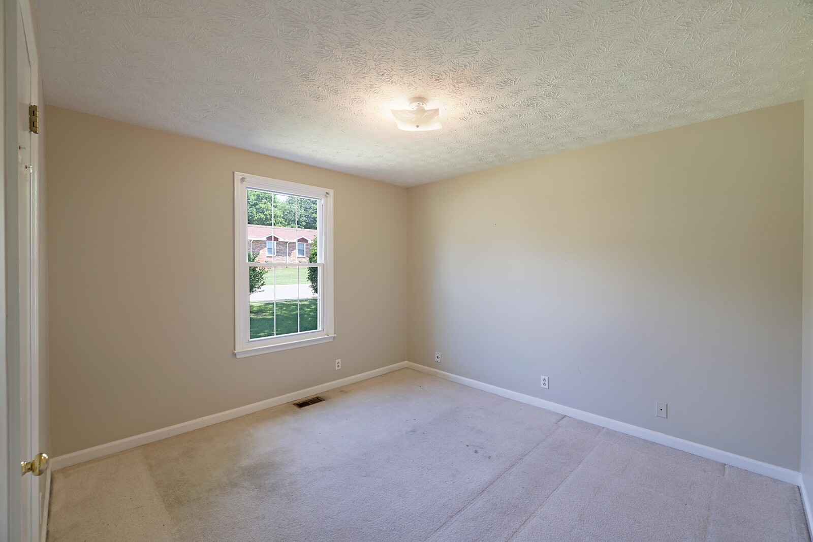 107 Ryan Dr