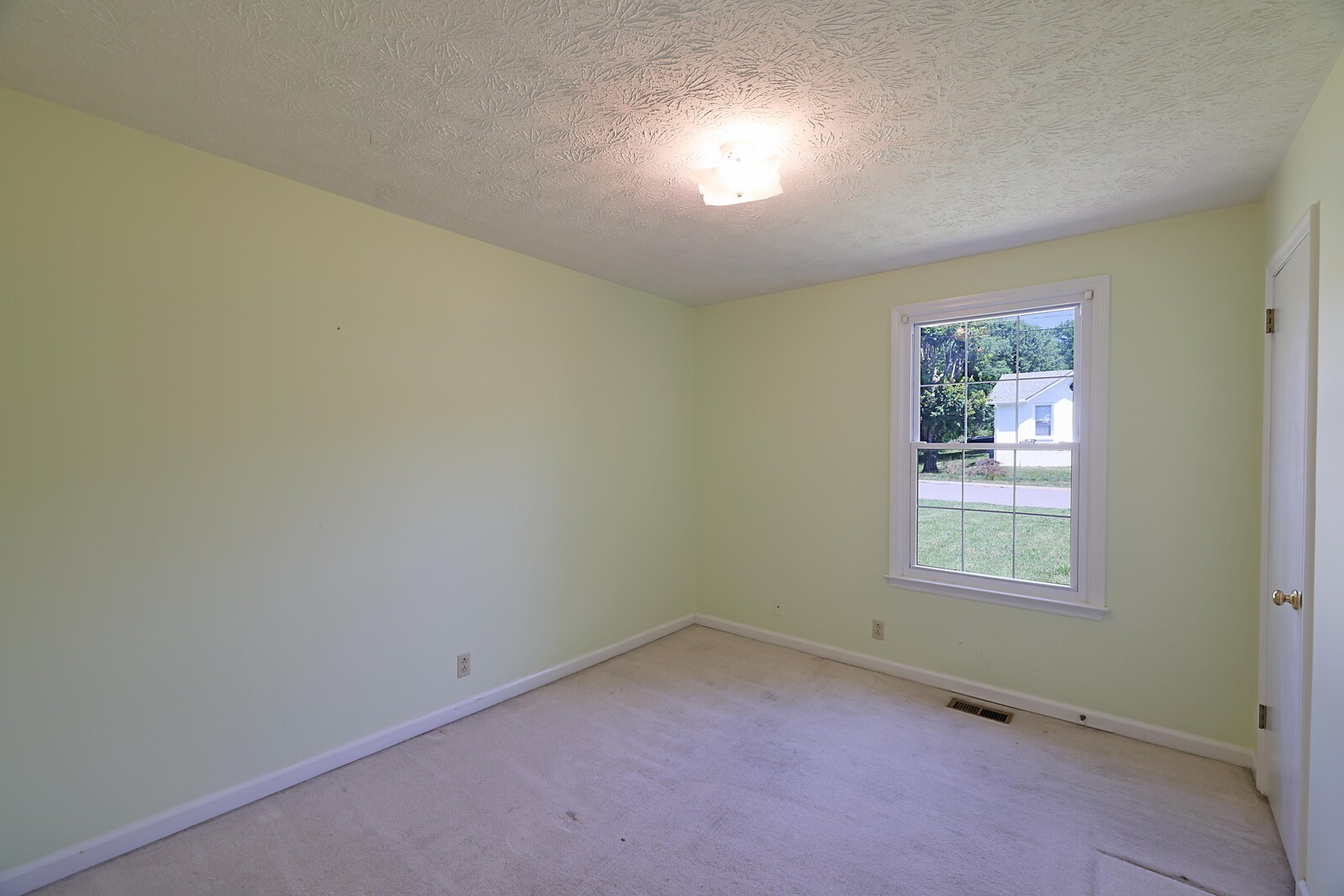 107 Ryan Dr