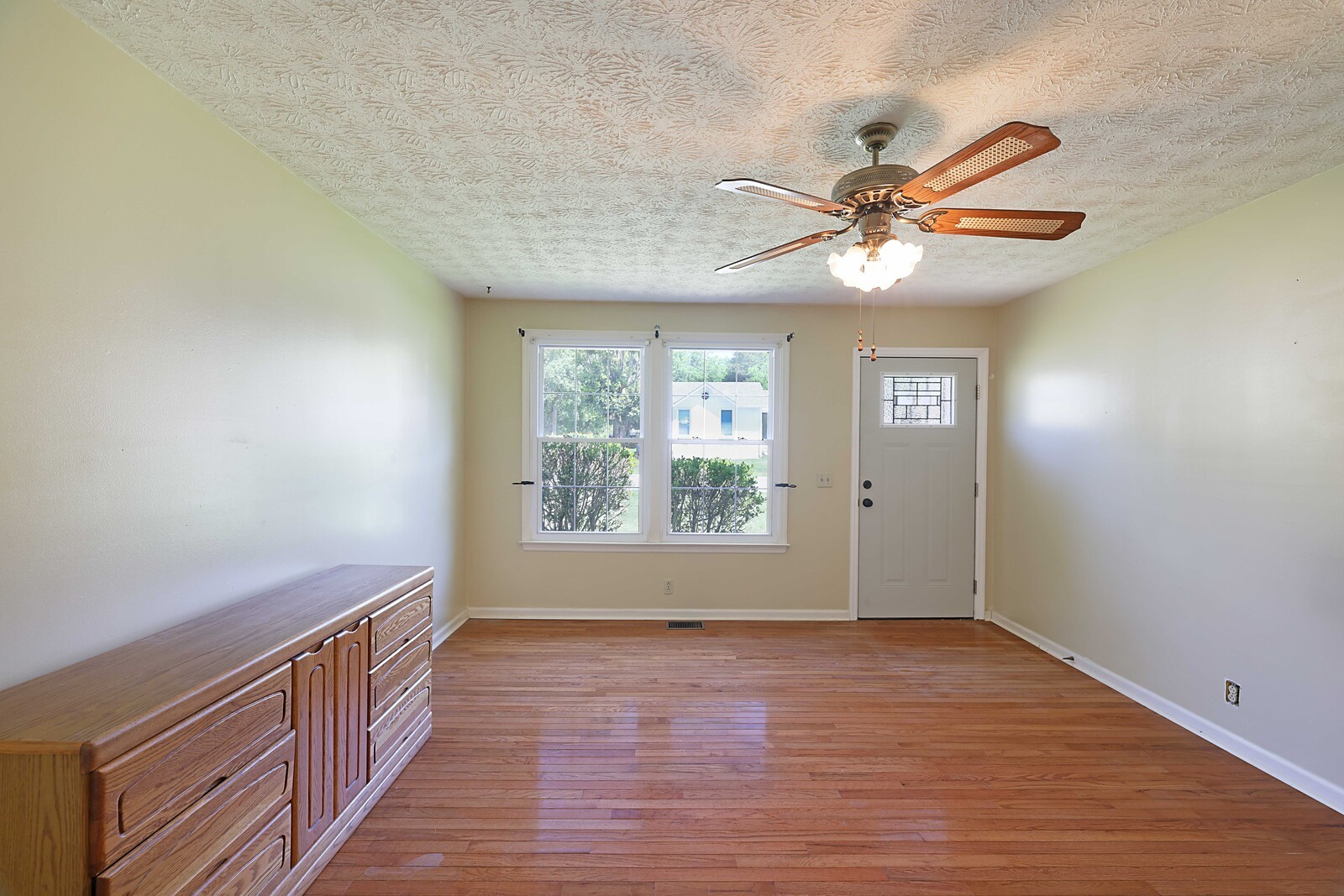 107 Ryan Dr