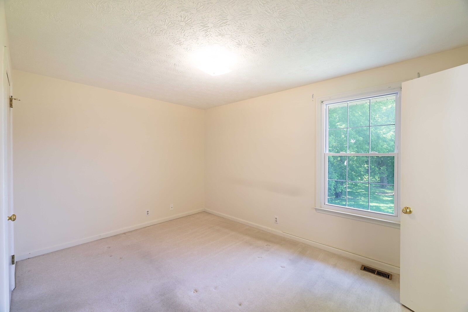 107 Ryan Dr
