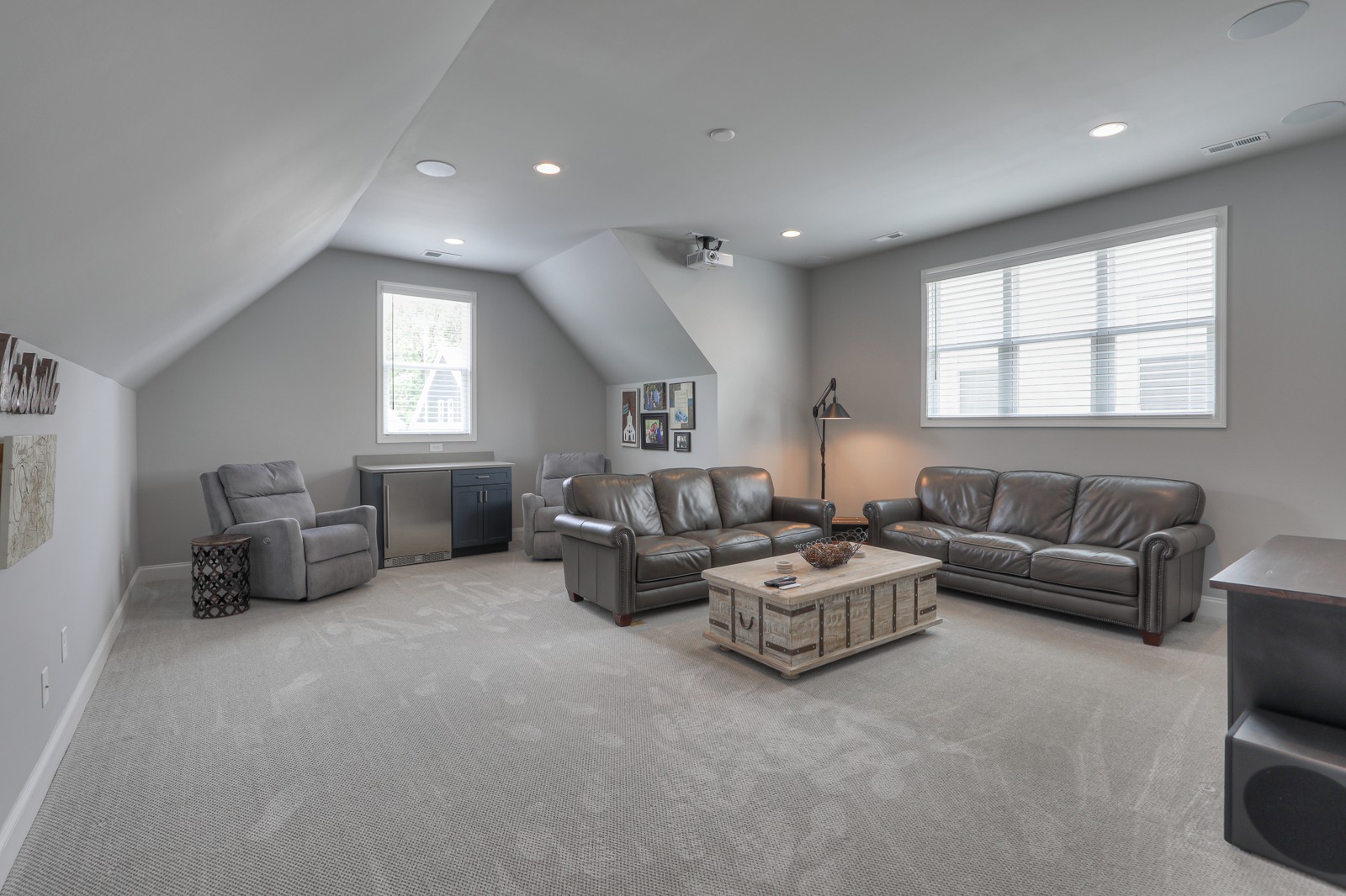 257 Valley Bend Dr