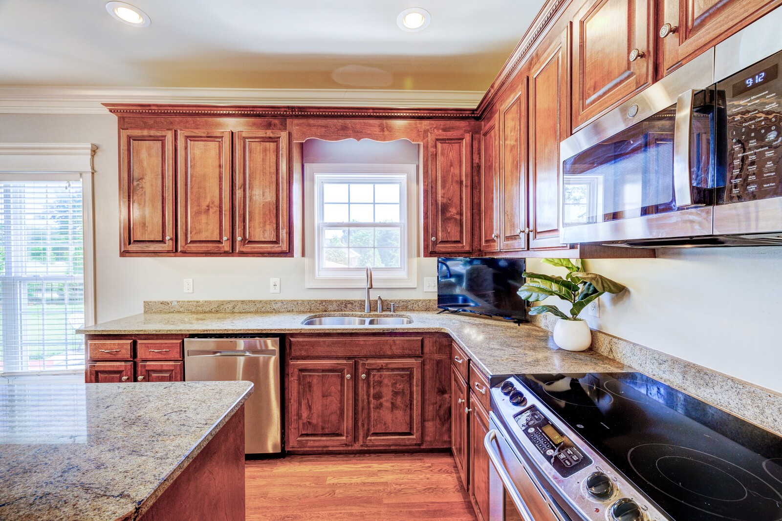 107 Mandarin Ct