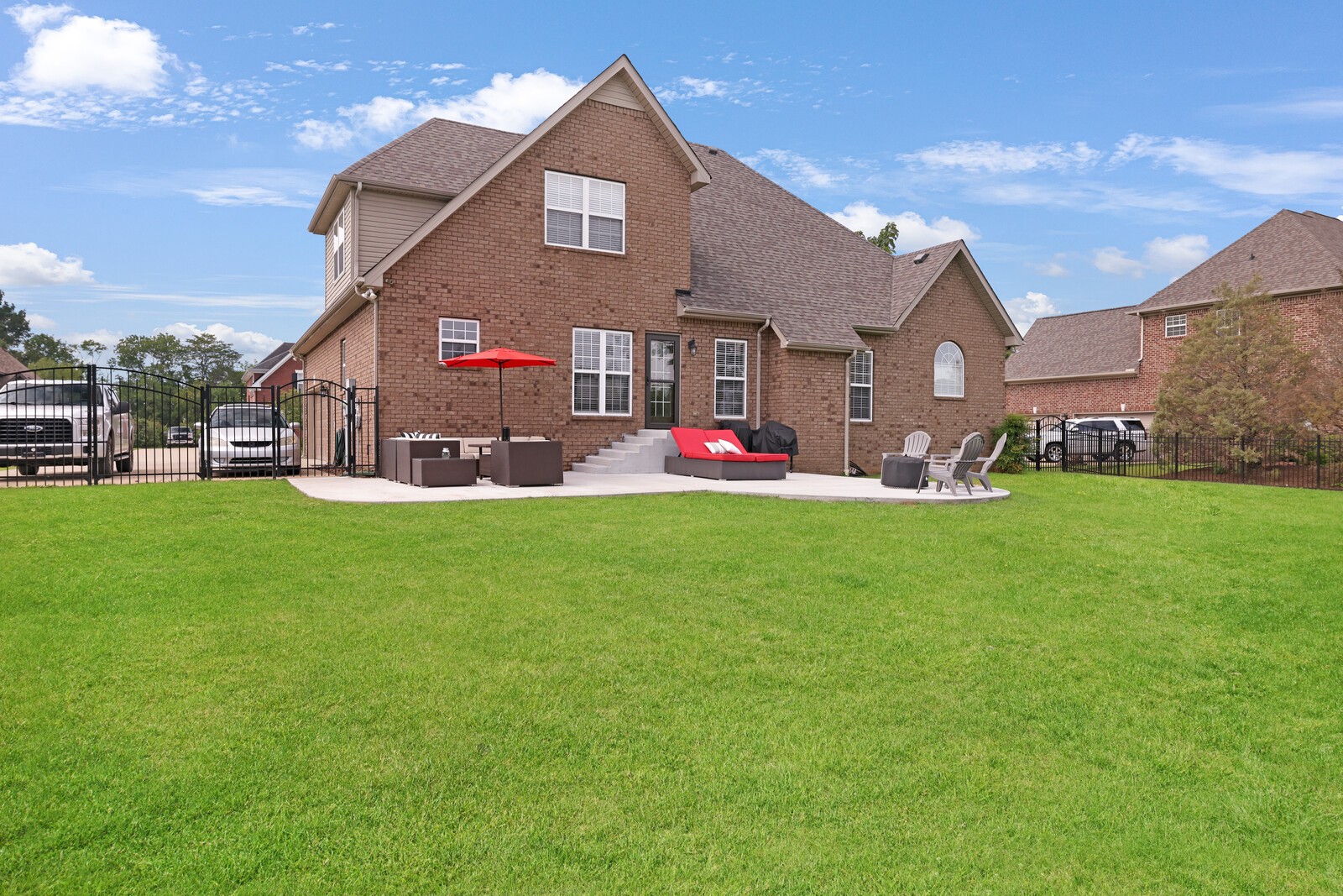 107 Mandarin Ct