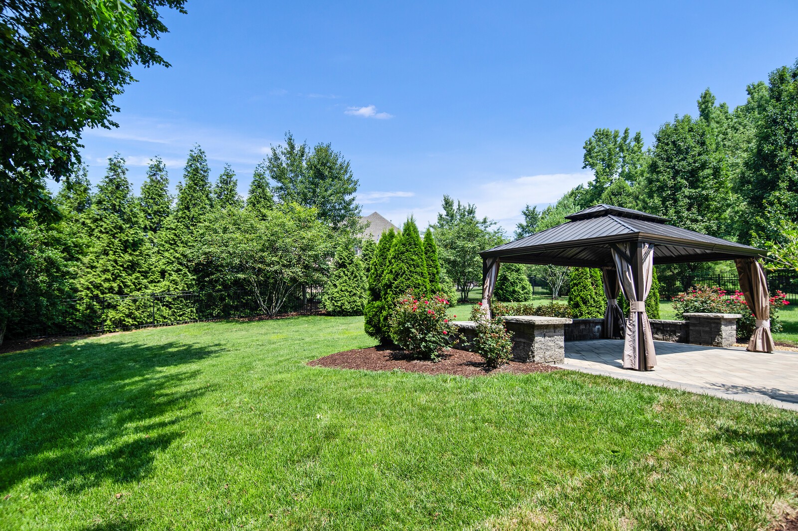1190 Meadow Bridge Ln