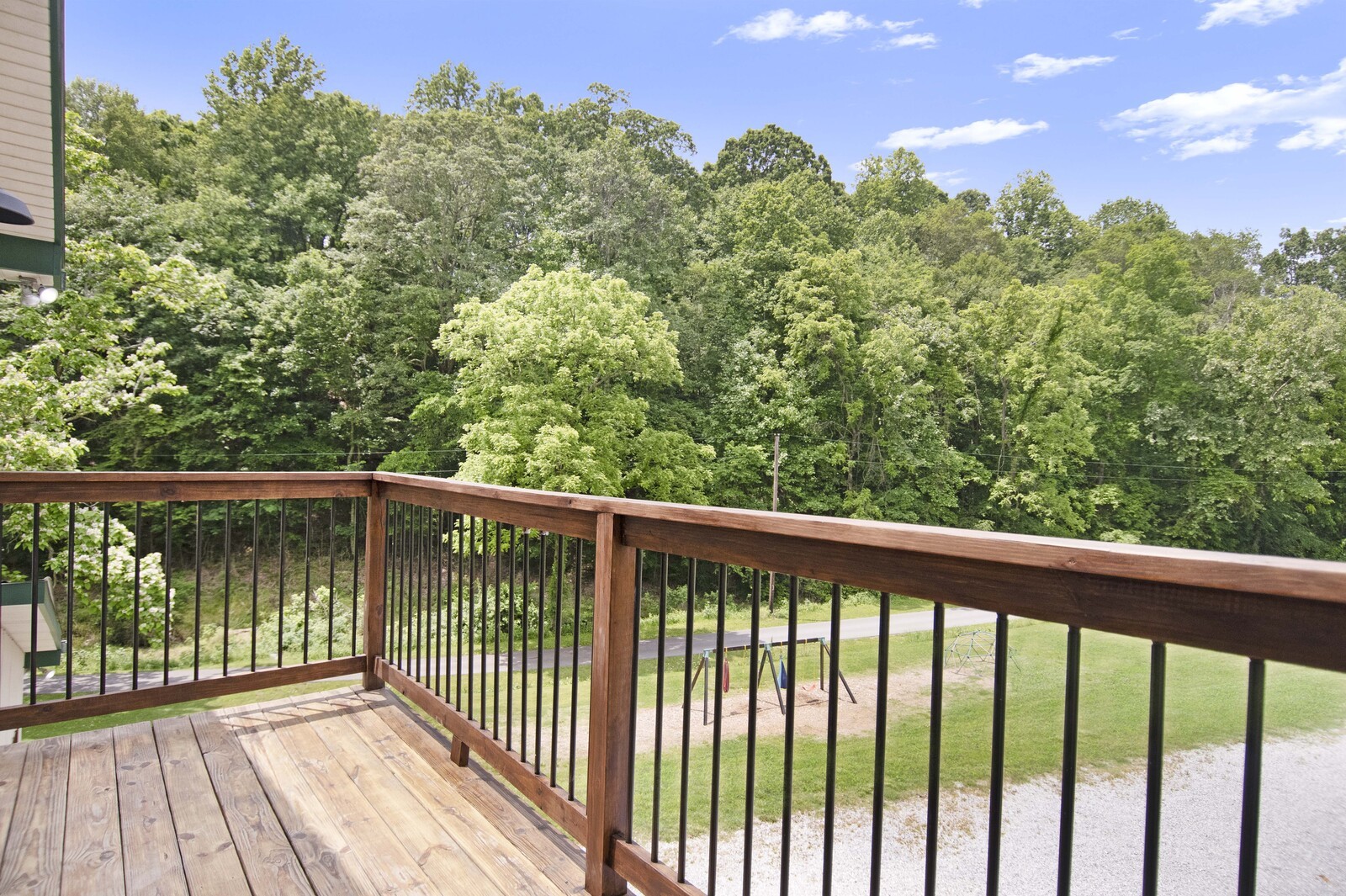 175 Moore Rd