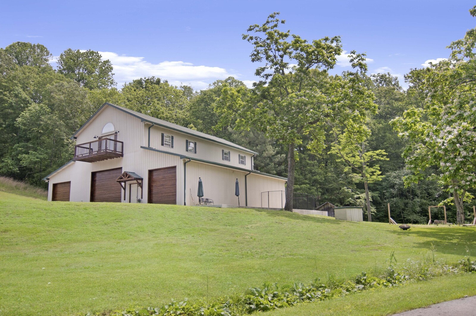 175 Moore Rd