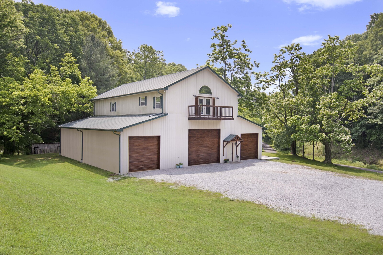 175 Moore Rd