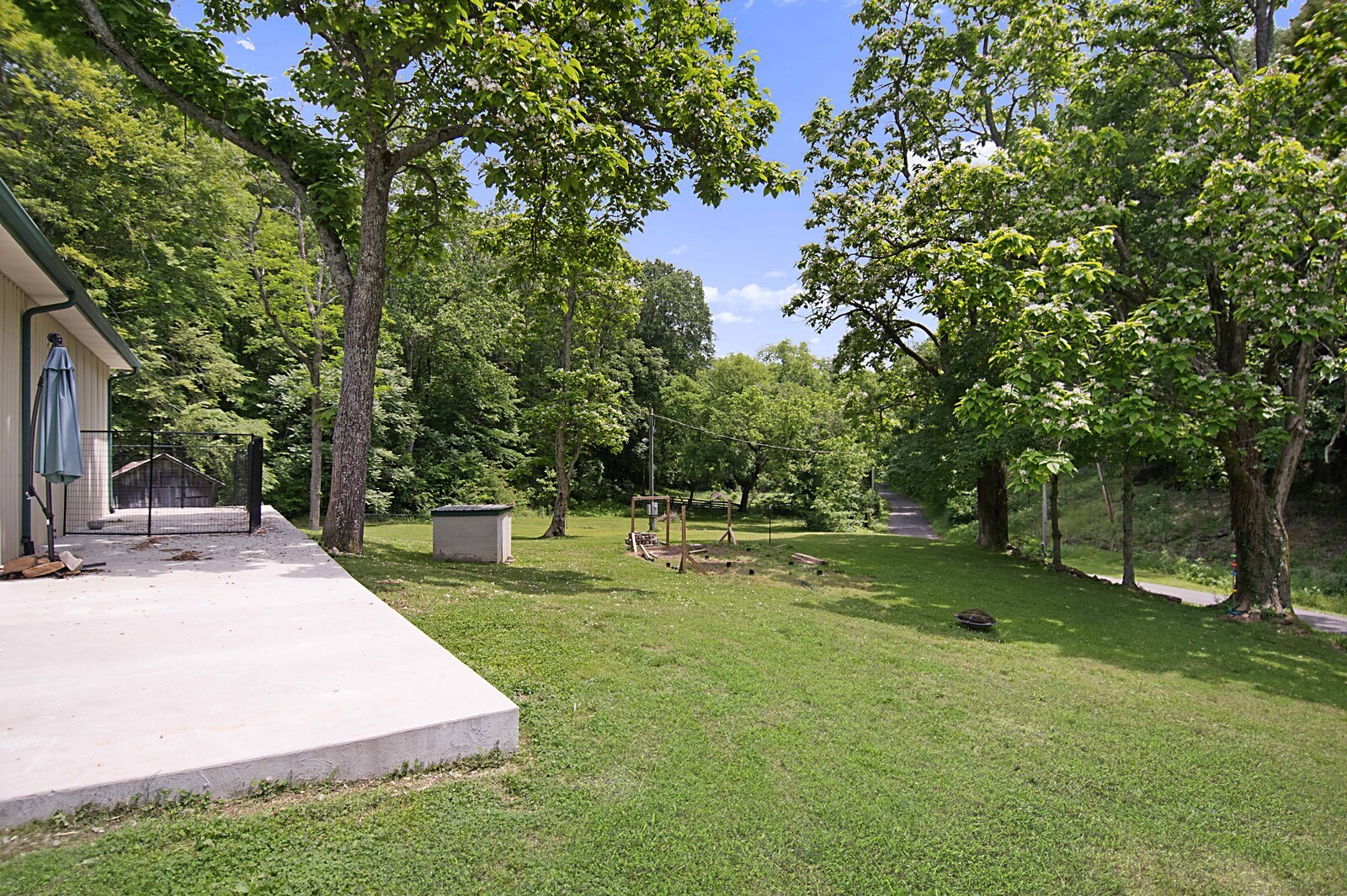 175 Moore Rd