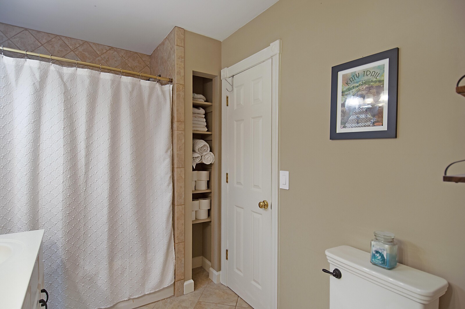 110 Riverstone Dr