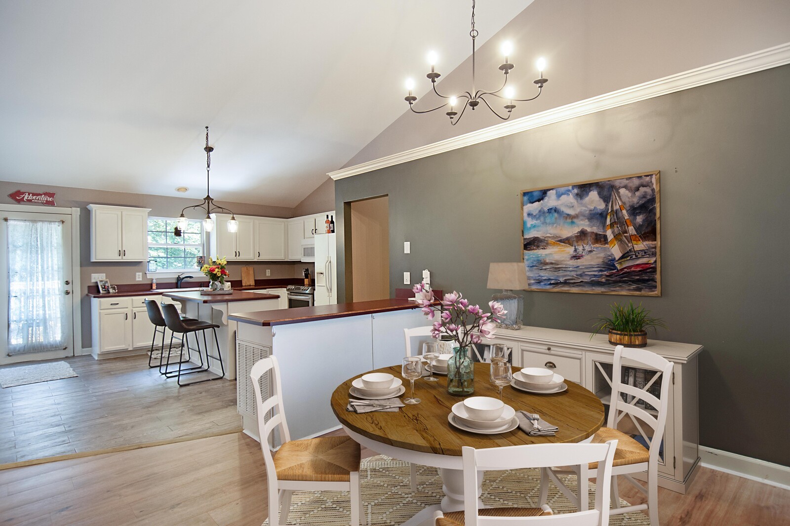 110 Riverstone Dr