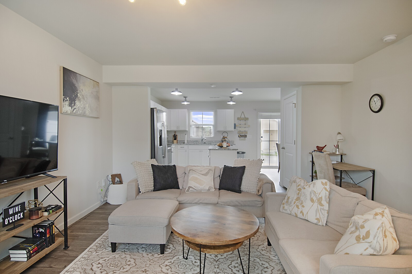 3614 Brookway Dr