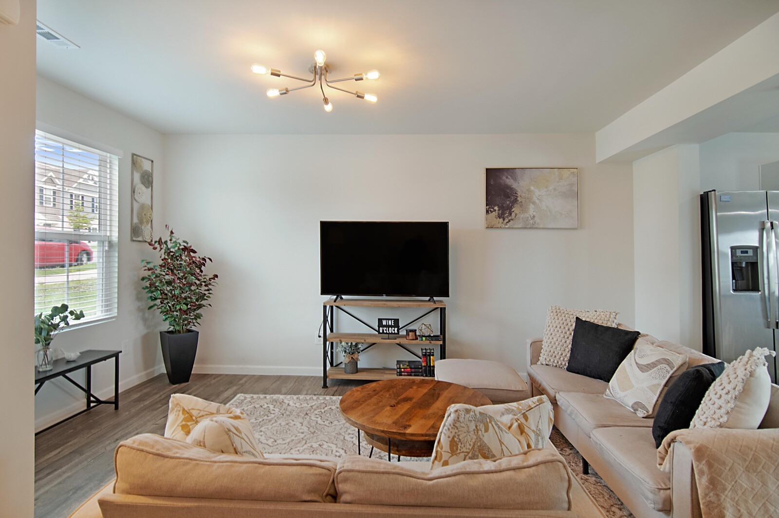 3614 Brookway Dr