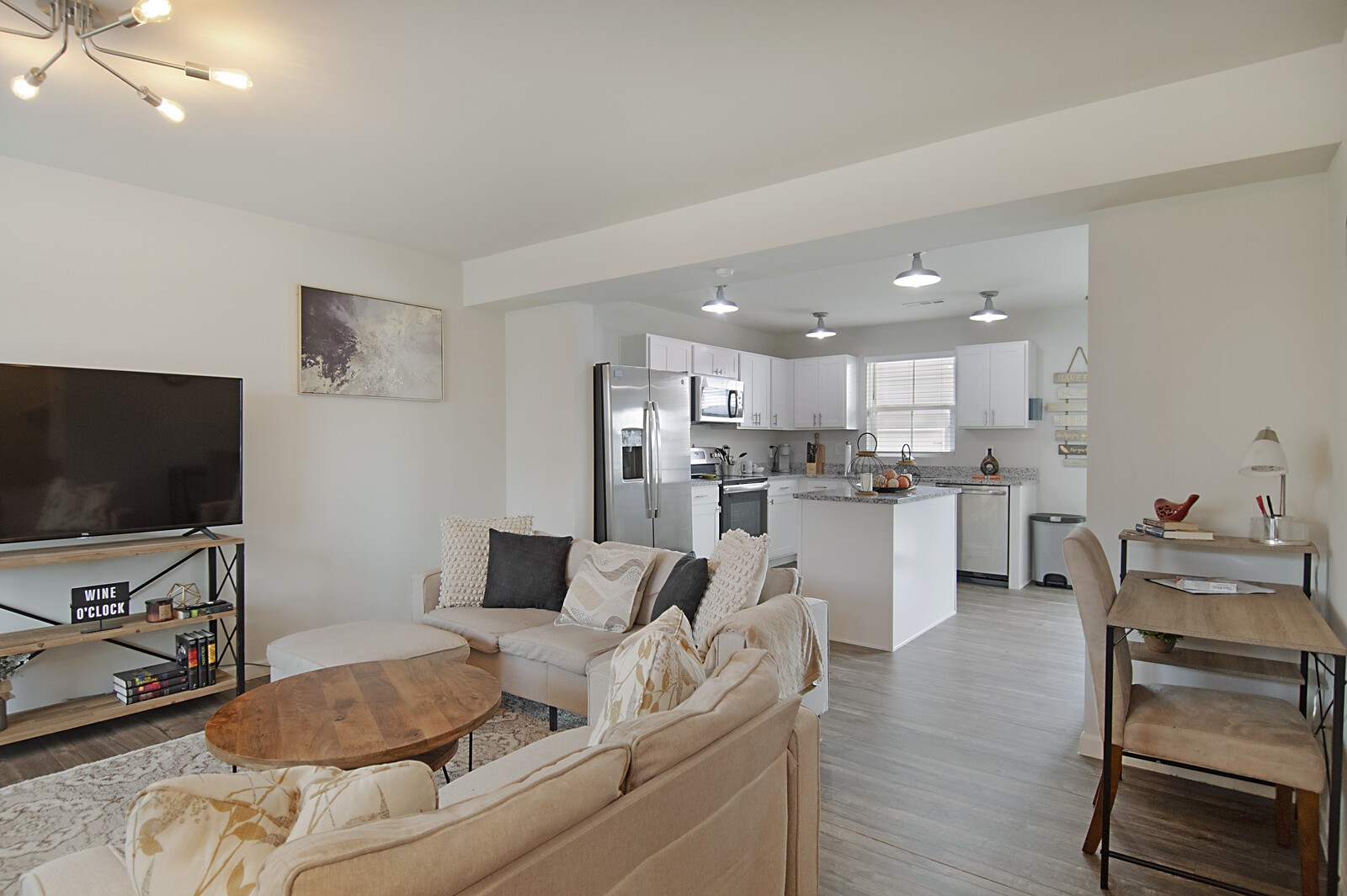 3614 Brookway Dr