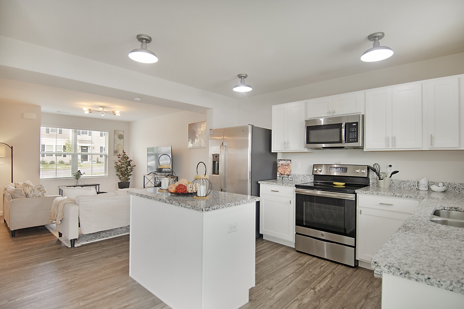 3614 Brookway Dr