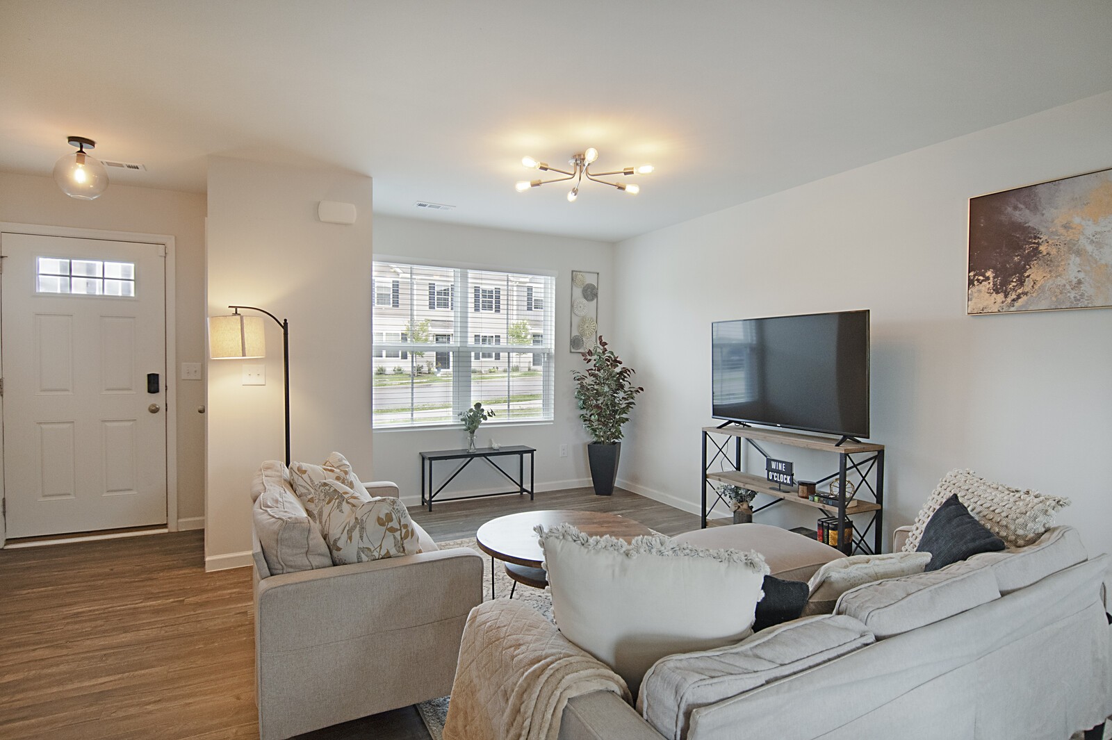 3614 Brookway Dr