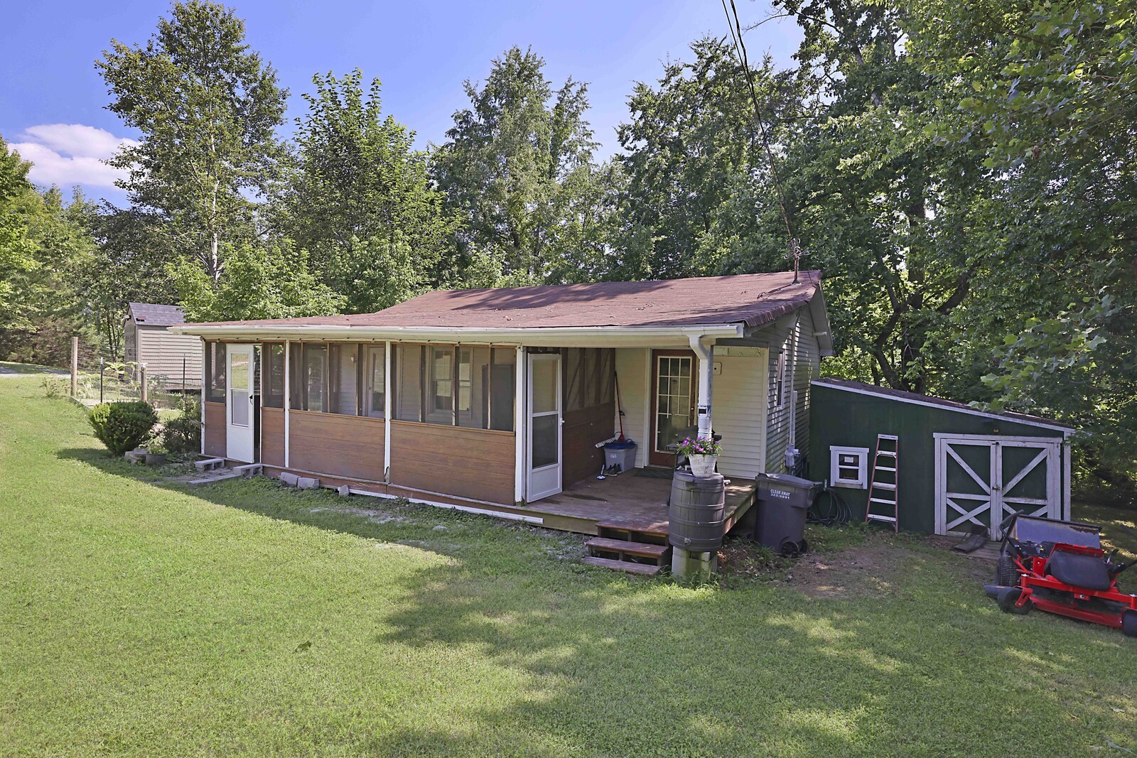 420 E Biggs Rd