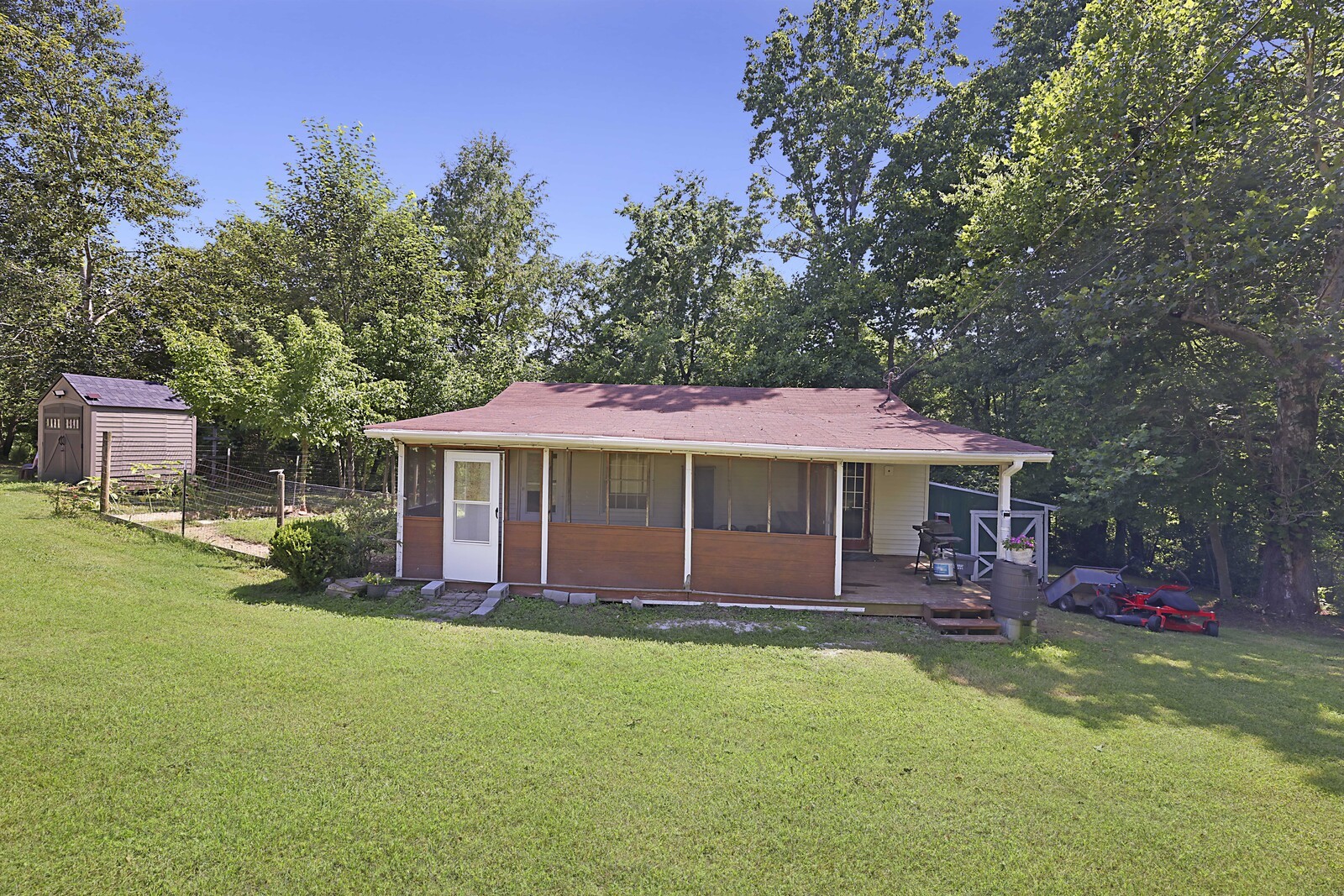 420 E Biggs Rd