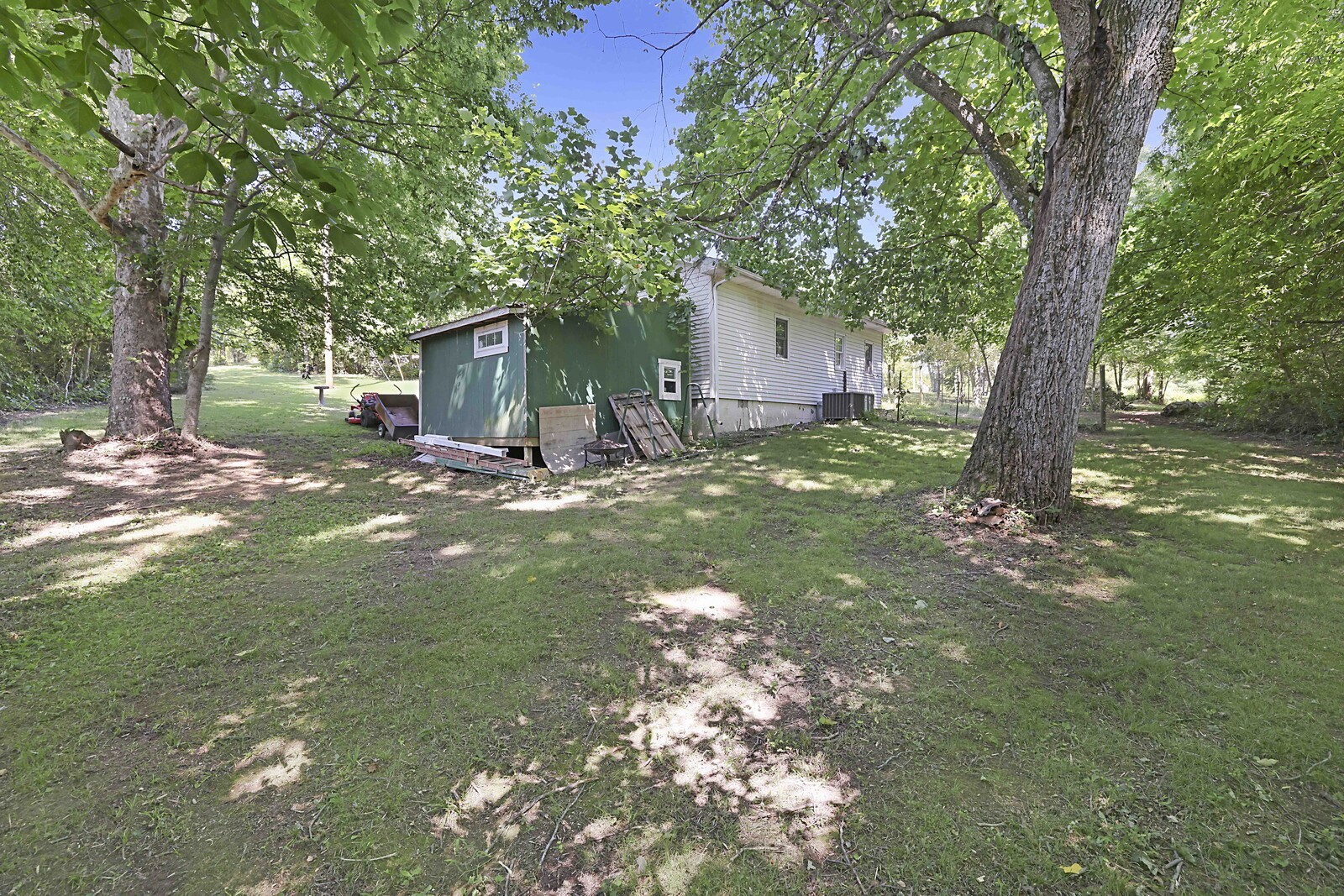 420 E Biggs Rd