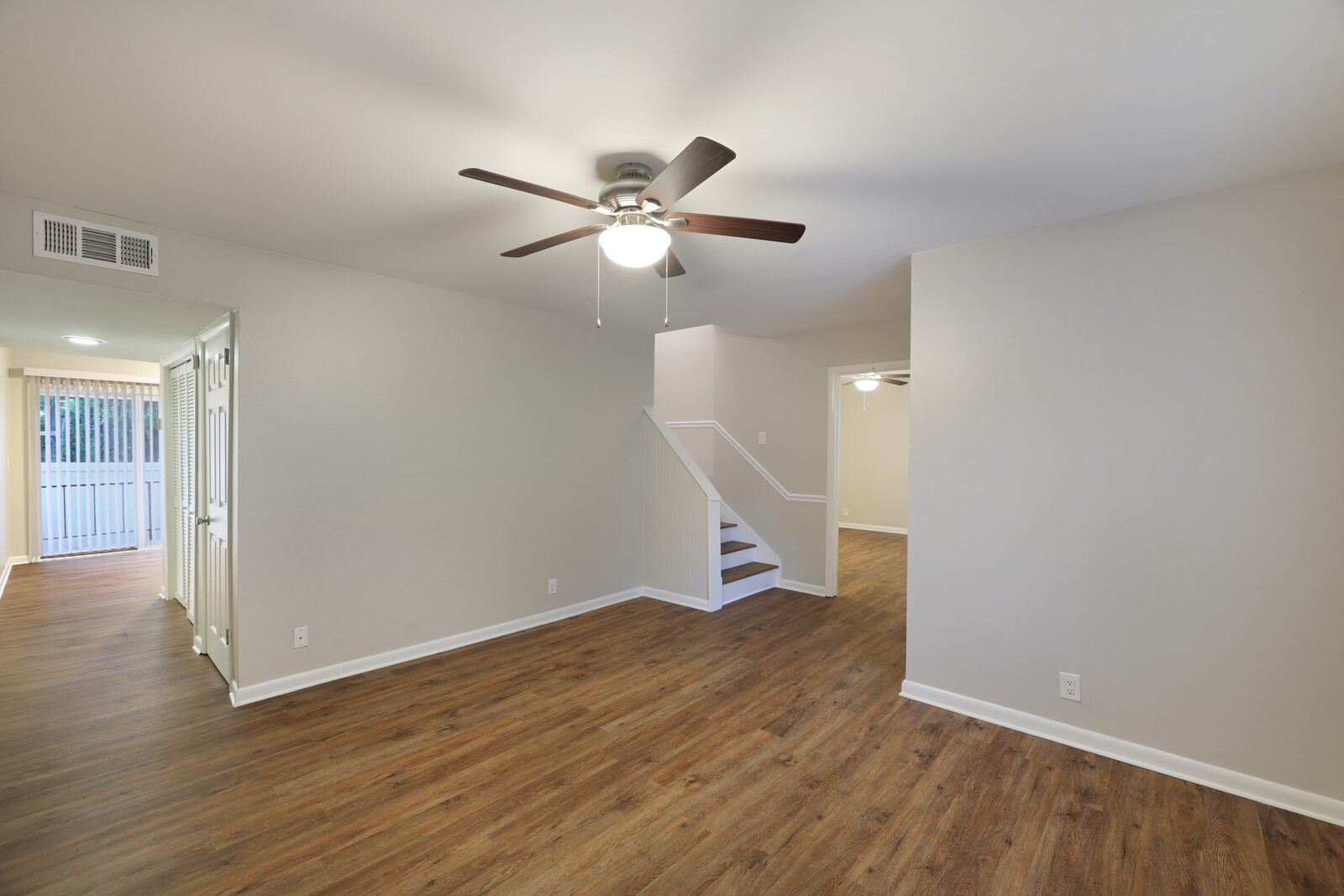4958 Edmondson Pike Unit: J50