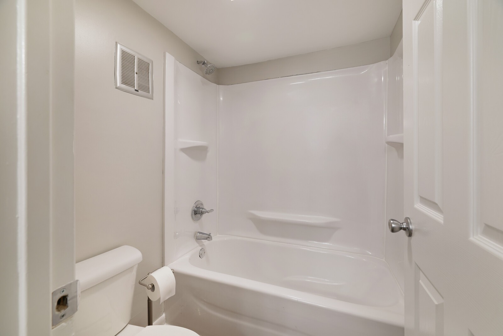 4958 Edmondson Pike Unit: J50