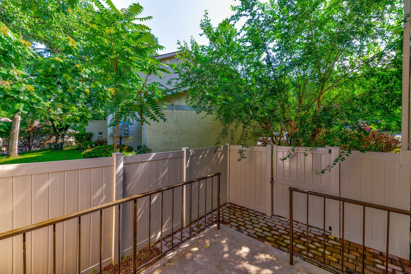 4958 Edmondson Pike Unit: J50