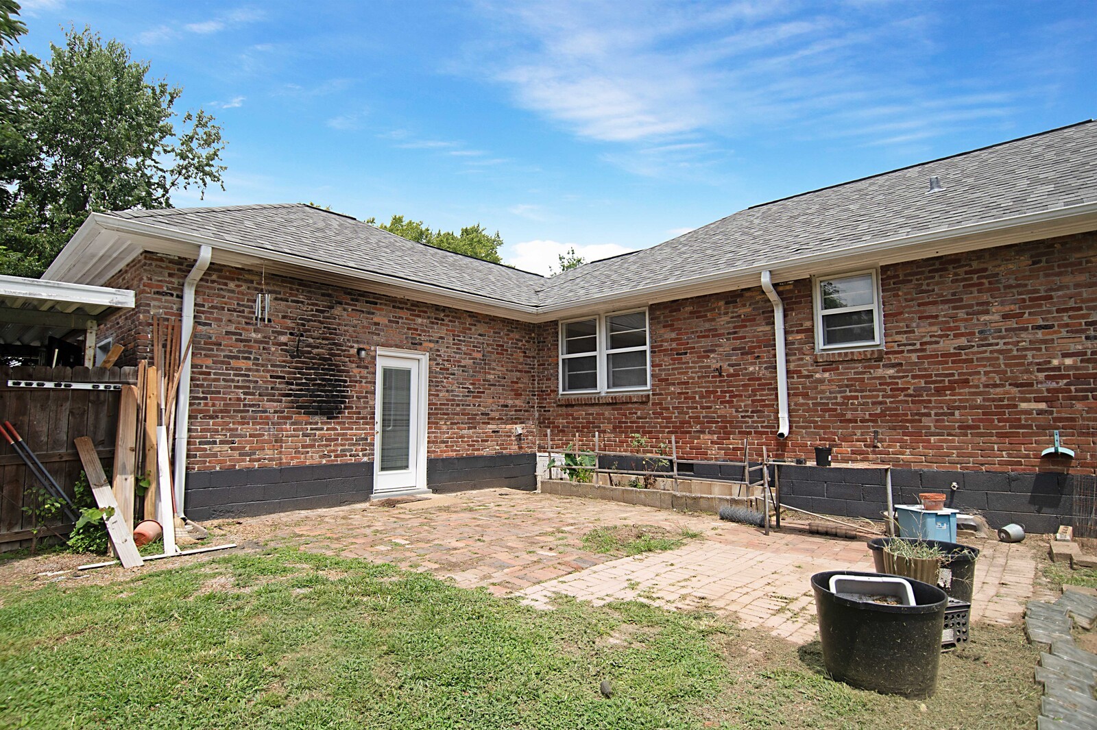 3399 Mimosa Dr