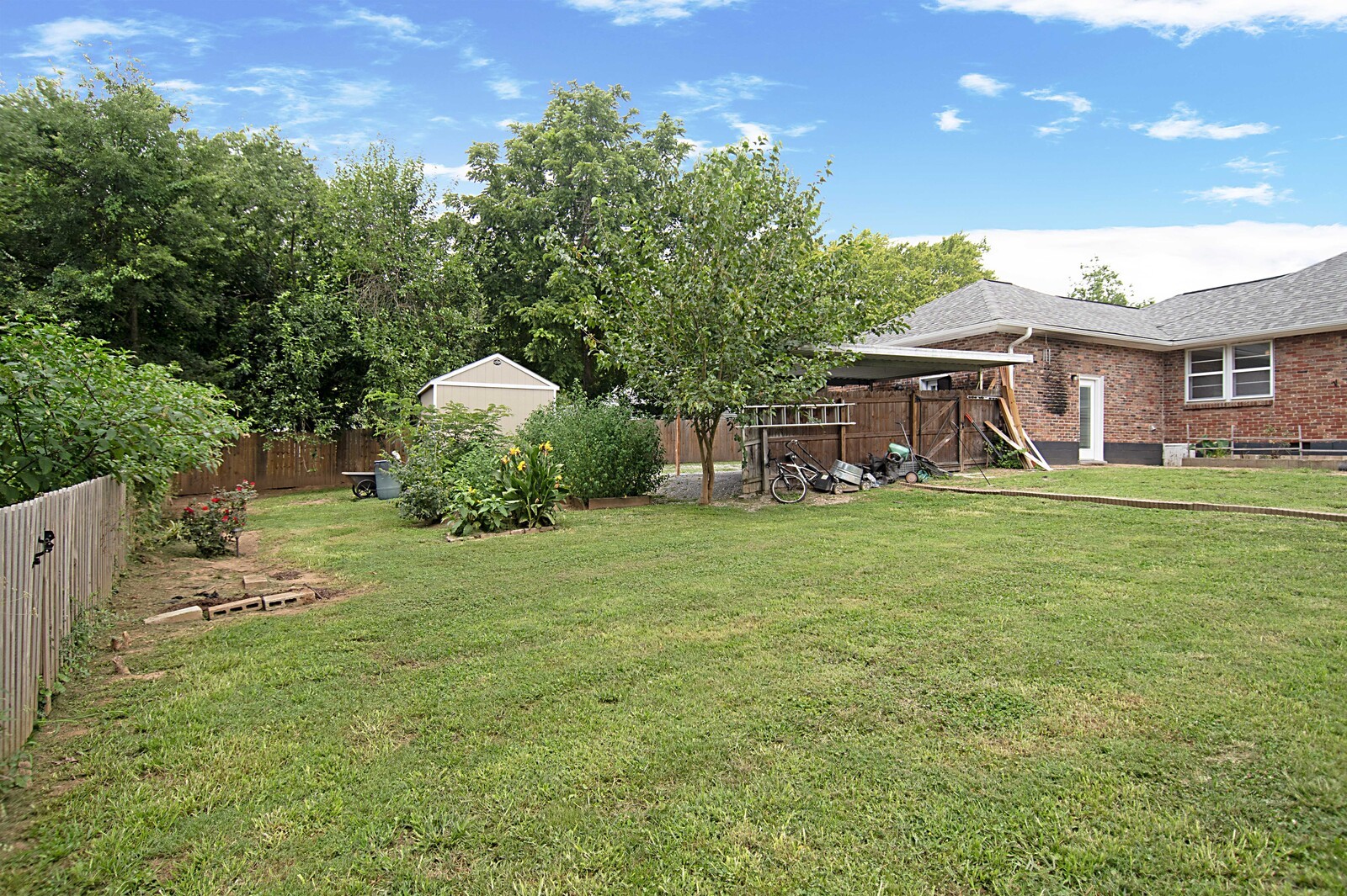 3399 Mimosa Dr