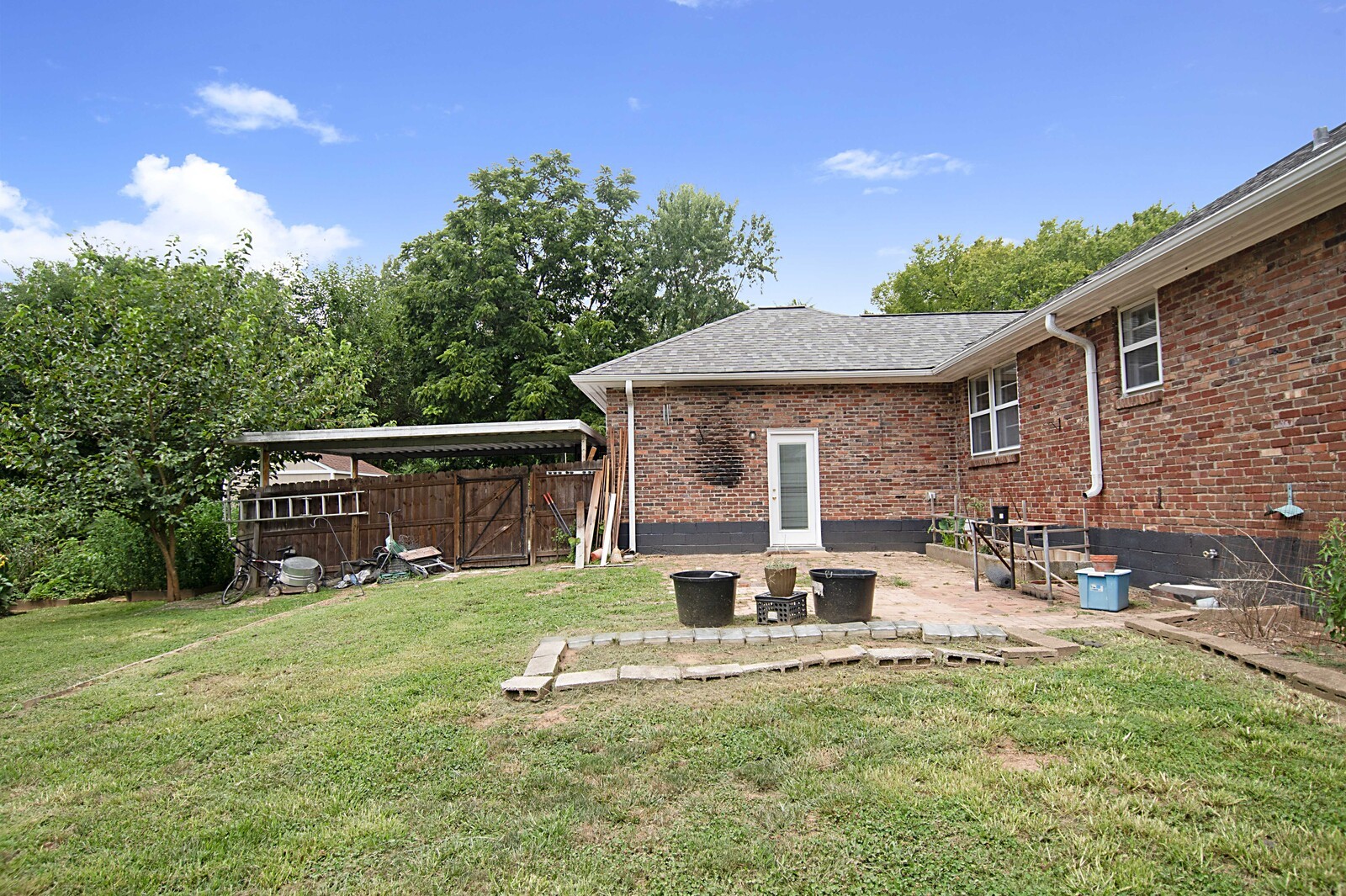3399 Mimosa Dr