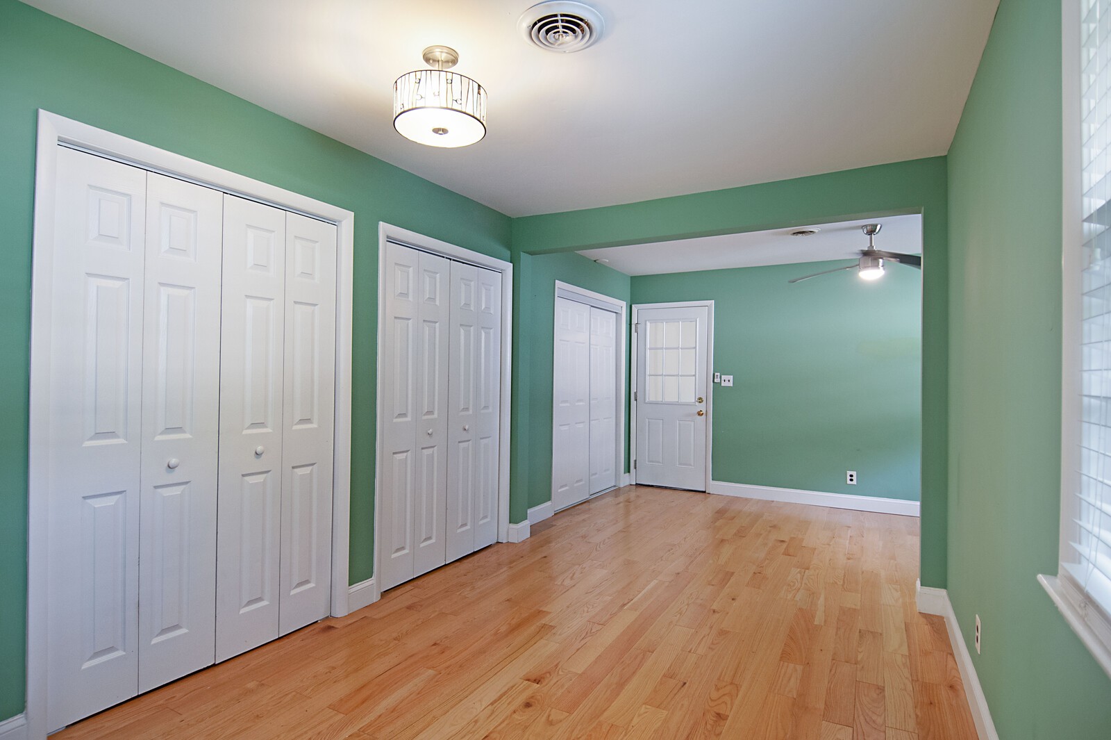 3399 Mimosa Dr
