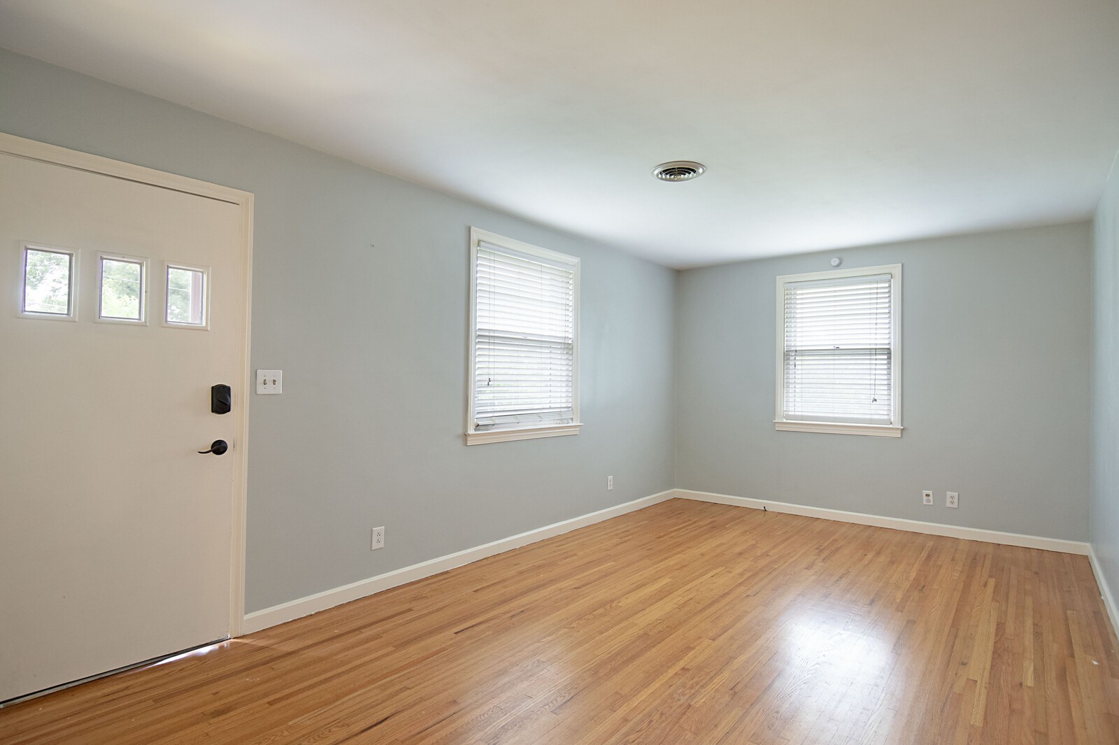 3399 Mimosa Dr