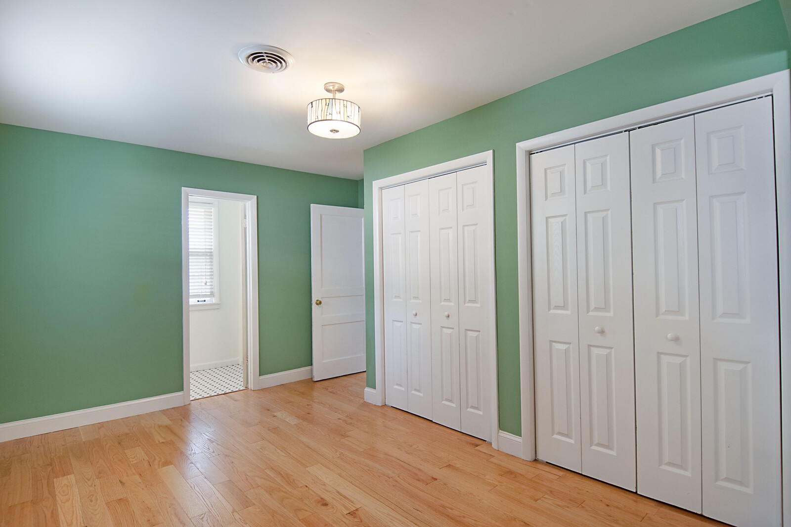 3399 Mimosa Dr