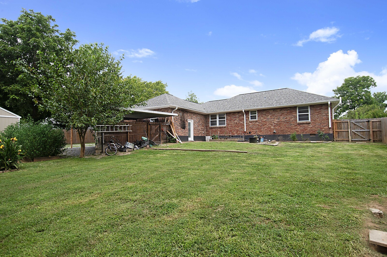 3399 Mimosa Dr